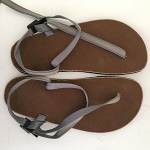 Earth Runners(Brand New)